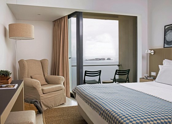 Memmo Baleeira - Wohnbeispiel Doppelzimmer Superior Meerblick (Zimmercodierung DSM)