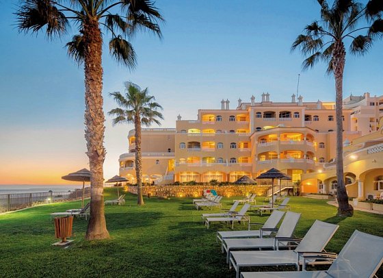 AP Oriental Beach