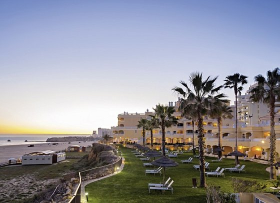 AP Oriental Beach
