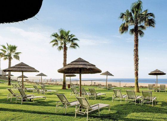 AP Oriental Beach
