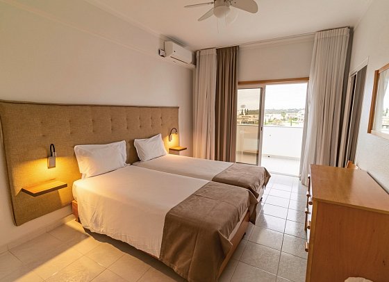 Ukino Terrace Algarve - Concept Hotel - Wohnbeispiel Apt. 1 Schlafzimmer (Zimmercodierungen AB1, ABN & OBN)