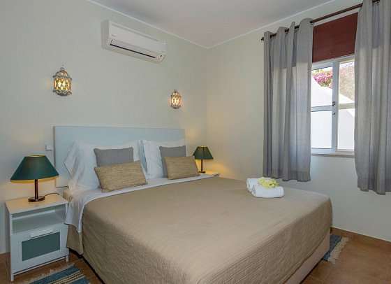 Rocha Brava Village Resort - Wohnbeispiel Apt. 2 Schlafzimmer (Zimmercodierung OB1)