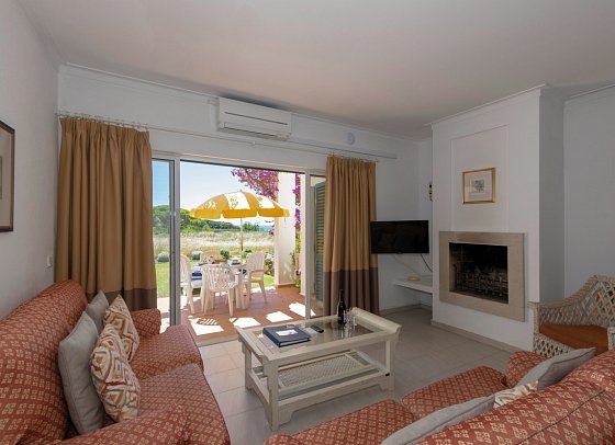 Rocha Brava Village Resort - Wohnbeispiel Villa 2 Schlafzimmer Meerblick (Zimmercodierung V1M)