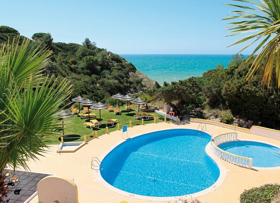 Rocha Brava Village Resort