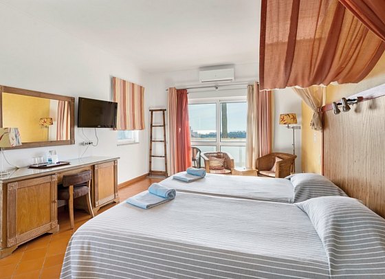 Cerro da Marina - Wohnbeispiel Doppelzimmer obere Etage Meerblick (Zimmercodierung DB3)