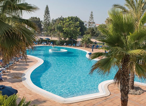 Alfagar Aparthotel