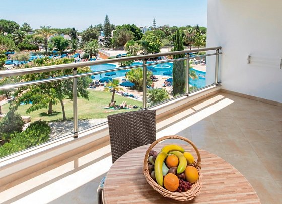 Alfagar Aparthotel - Beispiel Balkon Appartement (Zimmercodierungen ABG & ABM)