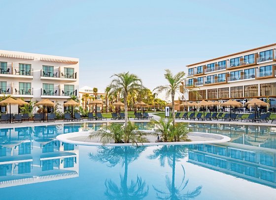 AP Cabanas Beach & Nature