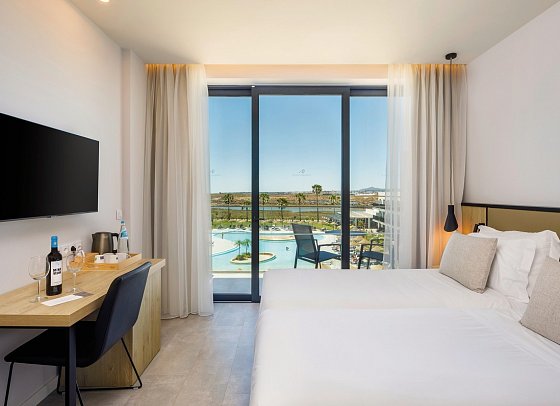 AP Cabanas Beach & Nature - Wohnbeispiel Doppelzimmer Poolblick (Zimmercodierungen DBP & D2P)