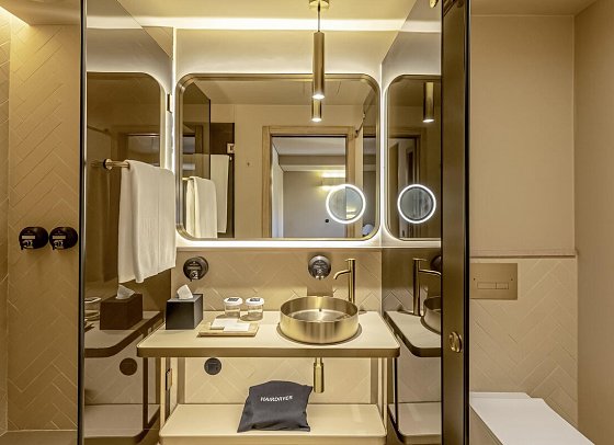 3HB Falésia Beach - Beispiel Bad Suite Superior (Zimmercodierungen WS8 & WSM)