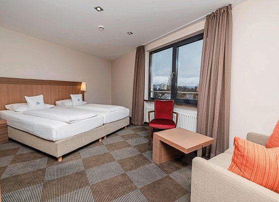 Parkhotel St. Leonhard - Wohnbeispiel Familienzimmer Landseite (Zimmercodierung FB1)