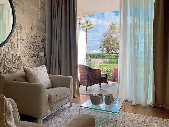 Vidamar Resorts Madeira - Wohnbeipsiel VIDA Juniorsuite Gartenblick (Zimmercodierung JBG)