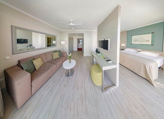 Orca Praia - Wohnbeispiel Juniorsuite (Zimmercodierungen JDM & JSM)