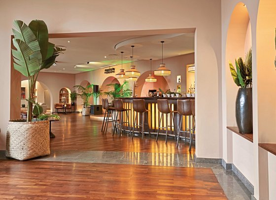 Suite Hotel Eden Mar