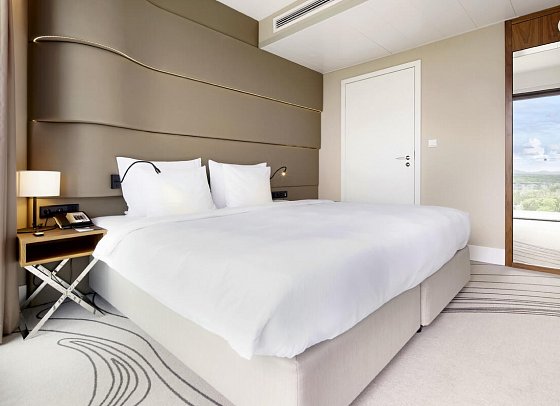 Radisson Blu Resort Swinoujscie - Wohnbeispiel Suite seitlicher Meerblick (Zimmercodierung W1N)