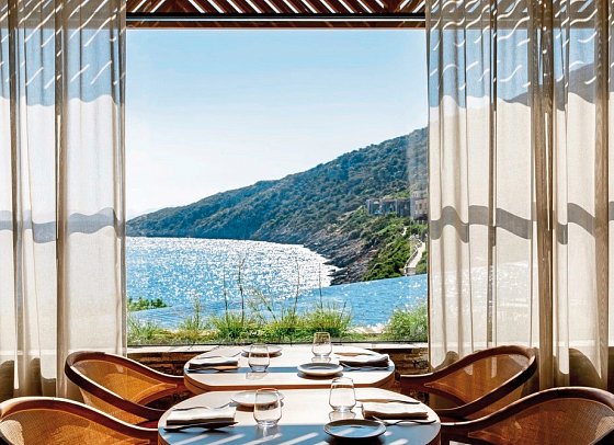 Daios Cove - Ocean Restaurant