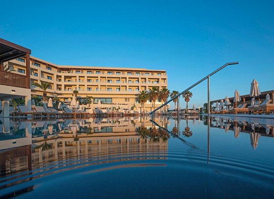 OYA Beach Resort