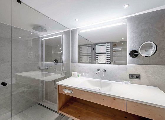 Austria Gourmet & Wine Hotel - Beispiel Bad Doppelzimmer Studio Typ A4 (Zimmercodierung DB4)