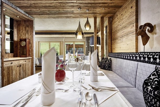 Berghof - Crystal Spa & Sports