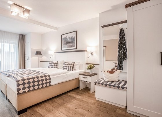 Strandgrün Golf- & Spa Resort - Wohnbeispiel Doppelzimmer Komfort (Zimmercodierungen DF1, D1E, D2E & D3E)