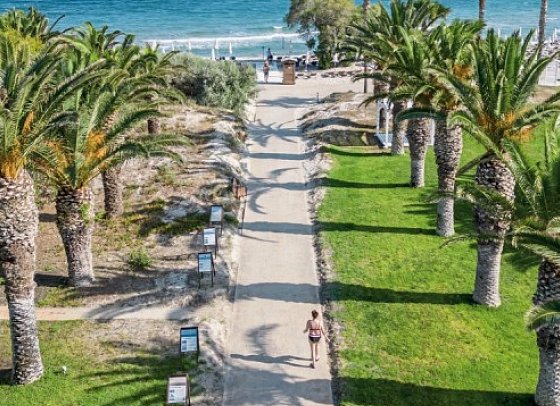 Caravia Beach Hotel
