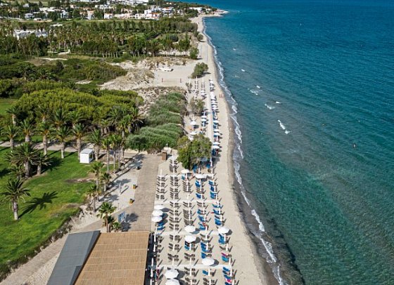 Caravia Beach Hotel
