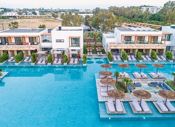 Caravia Beach Hotel