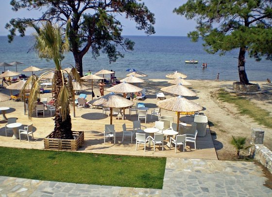 Hotel Rachoni Bay Resort
