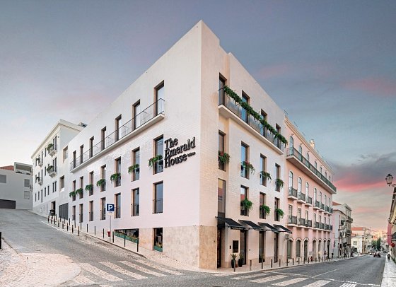 The Emerald House Lisbon, Curio Collection by Hilton