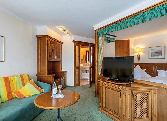 Alpenhotel Oberstdorf - ein Rovell Hotel - Wohnbeispiel Doppelzimmer Komfort Balkon oder Terrasse (Zimmercodierung DB2)