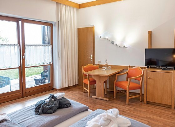 Neubichler Alm - Wohnbeispiel Doppelzimmer Panoramablick (Zimmercodierung DB2)