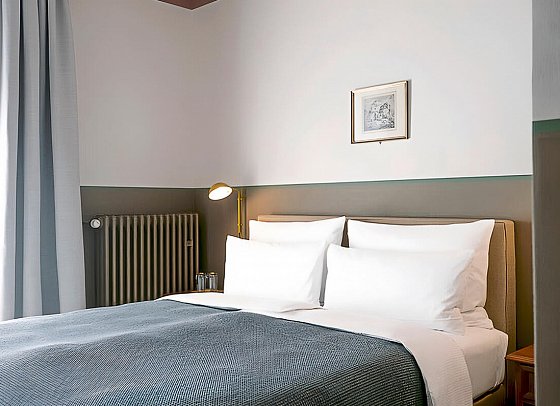 HENRI Hotel Garmisch-Partenkirchen - Wohnbeispiel Doppelzimmer Kabinett (Zimmercodierung K)
