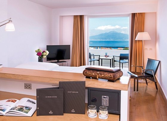 Hilton Sorrento Palace - Wohnbeispiel Doppelzimmer Executive Meerblick (Zimmercodierung DTM)