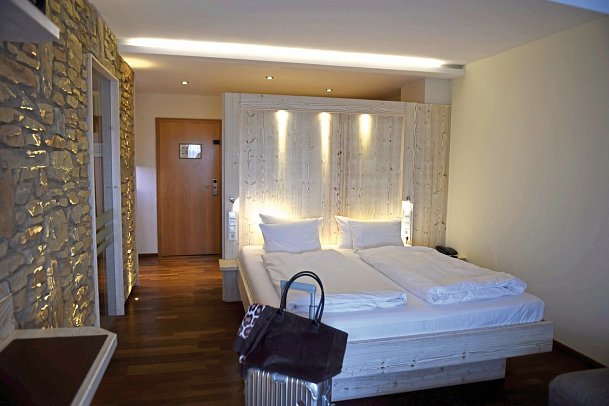 ULRICHSHOF Nature • Family • Design - Wohnbeispiel Suite Midi (Zimmercodierungen WB1 & WB2)