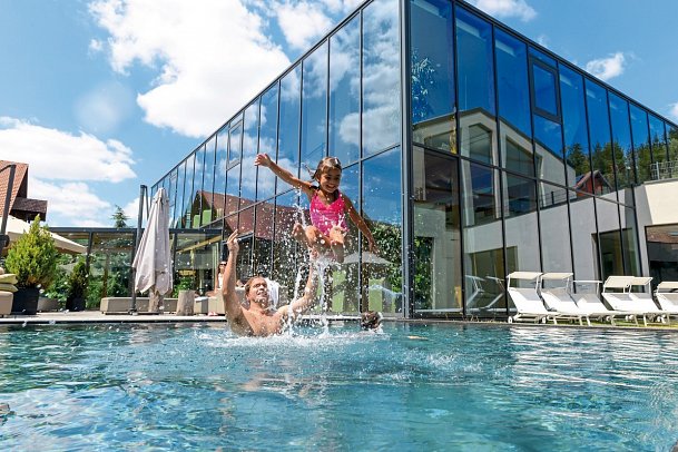 ULRICHSHOF Nature • Family • Design