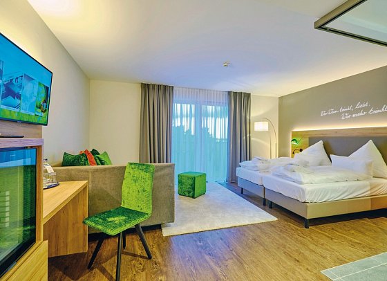 Sonnenhotel Weingut Römmert - Wohnbeispiel Juniorsuite Weinliebe (Zimmercodierung JB1)