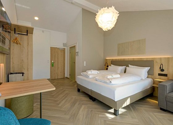 BERGlässig Hotel Bodenmais - Wohnbeispiel Doppelzimmer Deluxe (Zimmercodierung DD3)