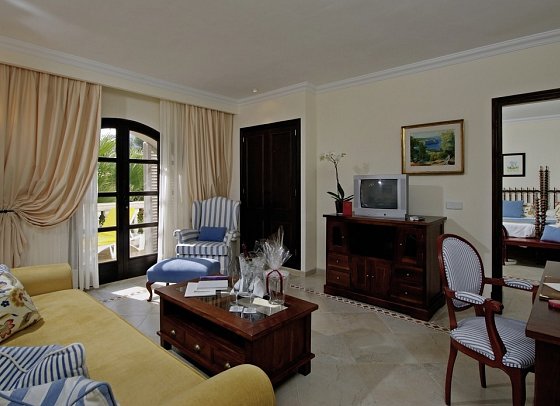 BonSol Resort & Spa - Wohnbeispiel Familien-Suite seitl. Meerblick (Zimmercodierung FBN)