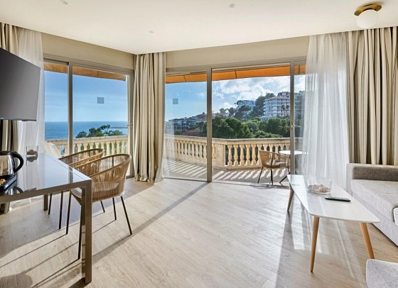 Barceló Illetas Albatros - Wohnbeispiel Doppelzimmer Deluxe Meerblick (Zimmercodierung DDM)