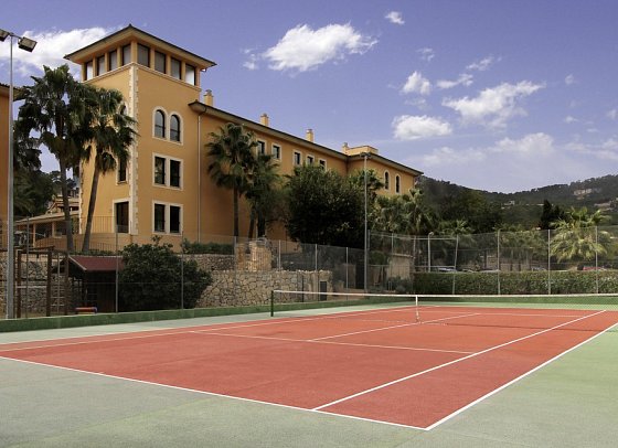 Mon Port & Spa - Tennisplatz