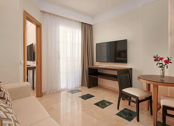 Grupotel Playa de Palma Suites & Spa - Wohnbeispiel Suite (Zimmercodierung WB1)