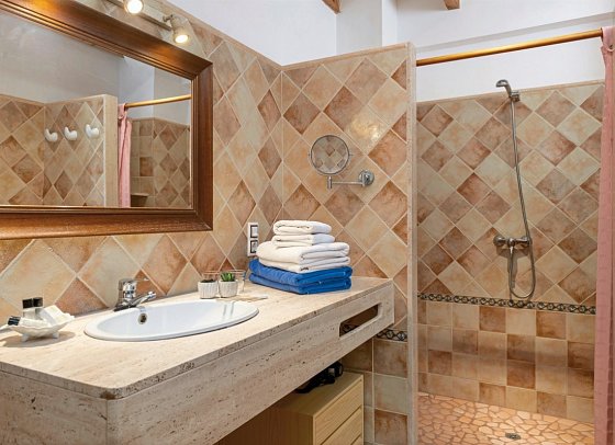 Finca Can Canals & Spa - Beispiel Bad (Zimmercodierung JB1)