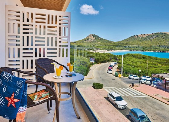 S'Entrador Playa & Spa - Beispiel Balkon (Zimmercodierungen DBM, DCN & DBN)