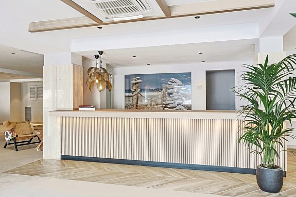 Universal Aparthotel Don Camilo