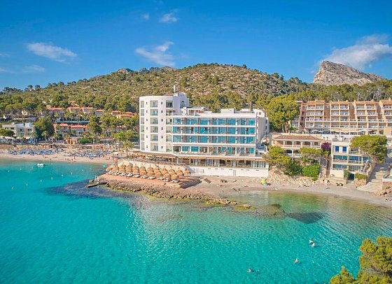 Universal Hotel Aquamarin
