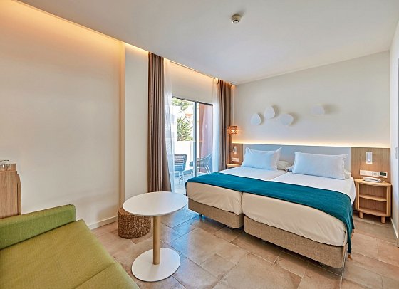 Universal Hotel Aquamarin - Wohnbeispiel Doppelzimmer (Zimmercodierung DB1)