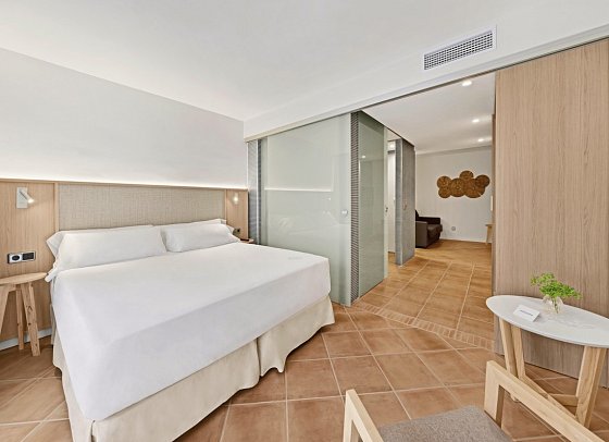 Occidental Cala Viñas - Wohnbeispiel Familienzimmer (Zimmercodierung FB1)