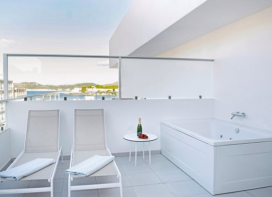 Reverence Life - Wohnbeispiel Juniorsuite (Zimmercodierung JB1)