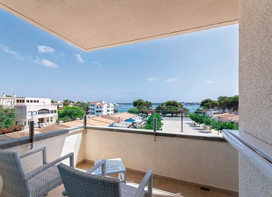 JS Portocolom Suites - Beispiel Balkon (Zimmercodierungen WB1, WP1 & WP2)