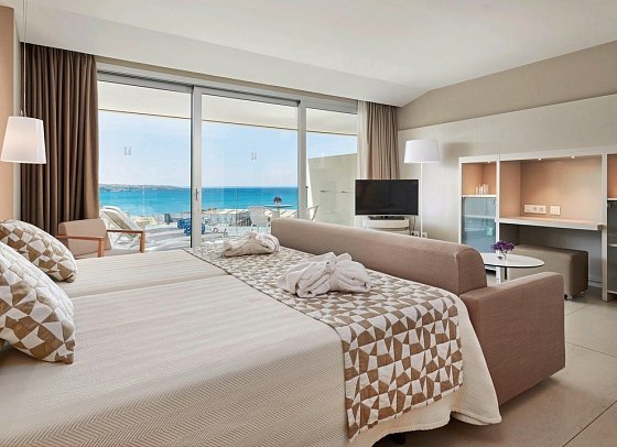 Hipotels Gran Playa de Palma - Wohnbeispiel Juniorsuite Meerblick (Zimmercodierung JBM)